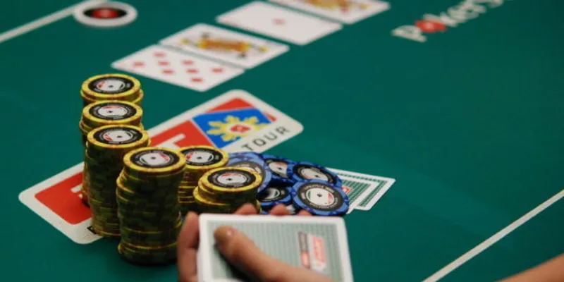 Cách chơi Omaha Poker như thế nào để tăng cơ hội thắng?